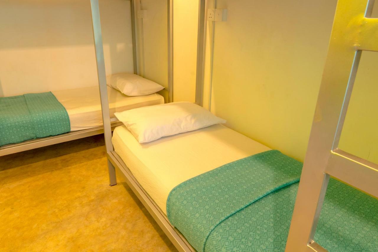 Bunk Station Hostel Ella Ngoại thất bức ảnh
