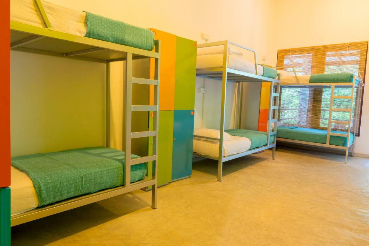 Bunk Station Hostel Ella Ngoại thất bức ảnh